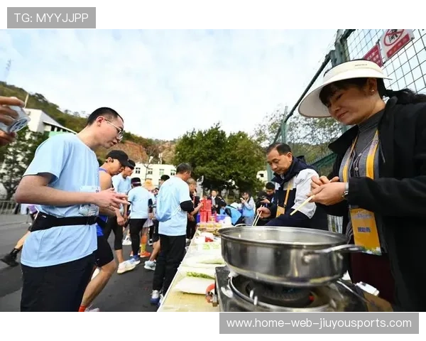 马拉松补给站推出奶茶被跑者疯抢