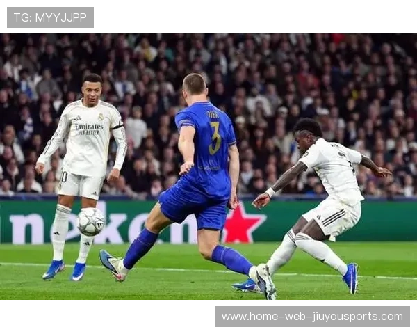 皇马锋线火力全开，继续领跑联赛，“皇马”